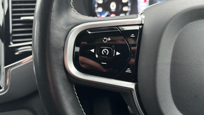 Volvo Xc90 2.0 T8 Recharge PHEV R DESIGN 5dr AWD Auto Estate